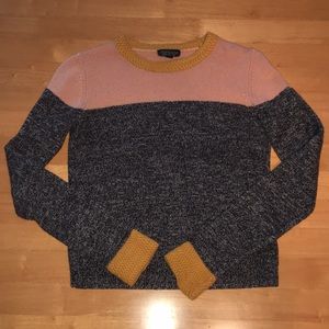 Beautiful and cozy Top Shop sweater